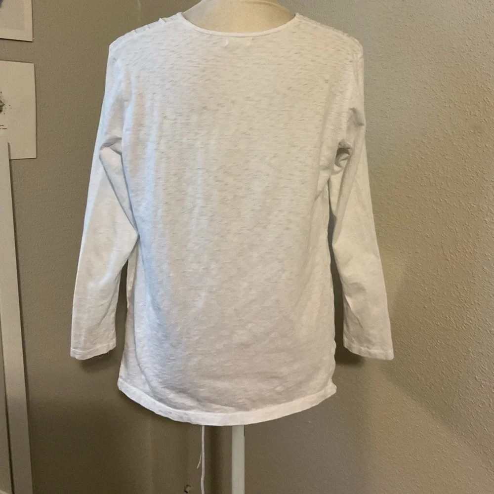 6397 White Eyelet Top Size XS